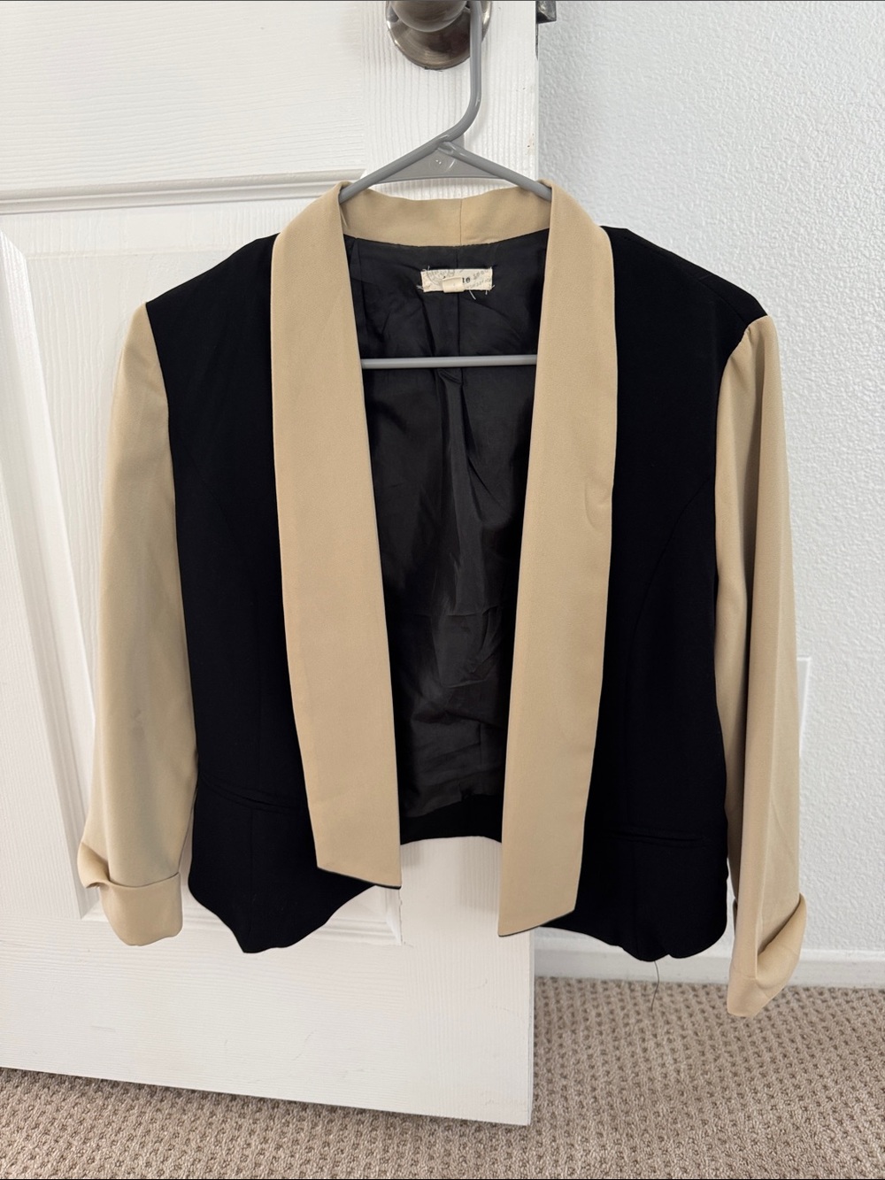 Colorblock Open-Front Blazer Jacket - Black & Beige